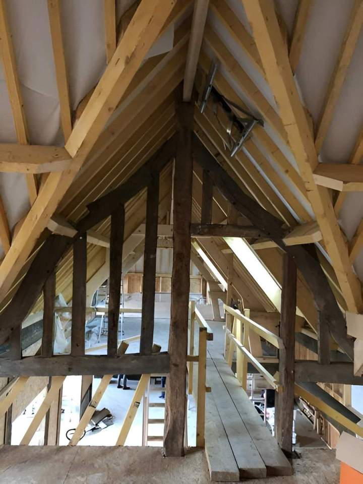 Rénovation charpente bois Lisieux